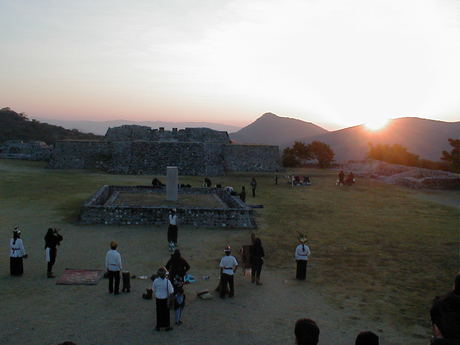 460>_1936171